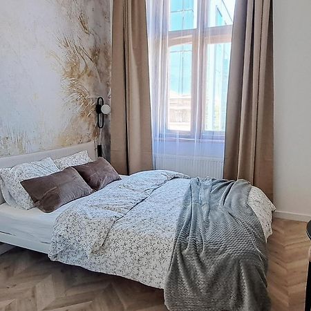 Lion Apartments - Premium Studio With Balcony คราคูฟ ภายนอก รูปภาพ
