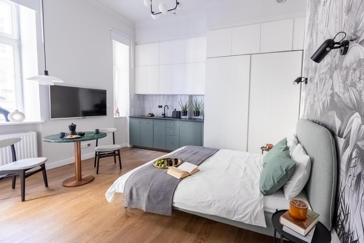 Lion Apartments - Premium Studio With Balcony คราคูฟ ภายนอก รูปภาพ
