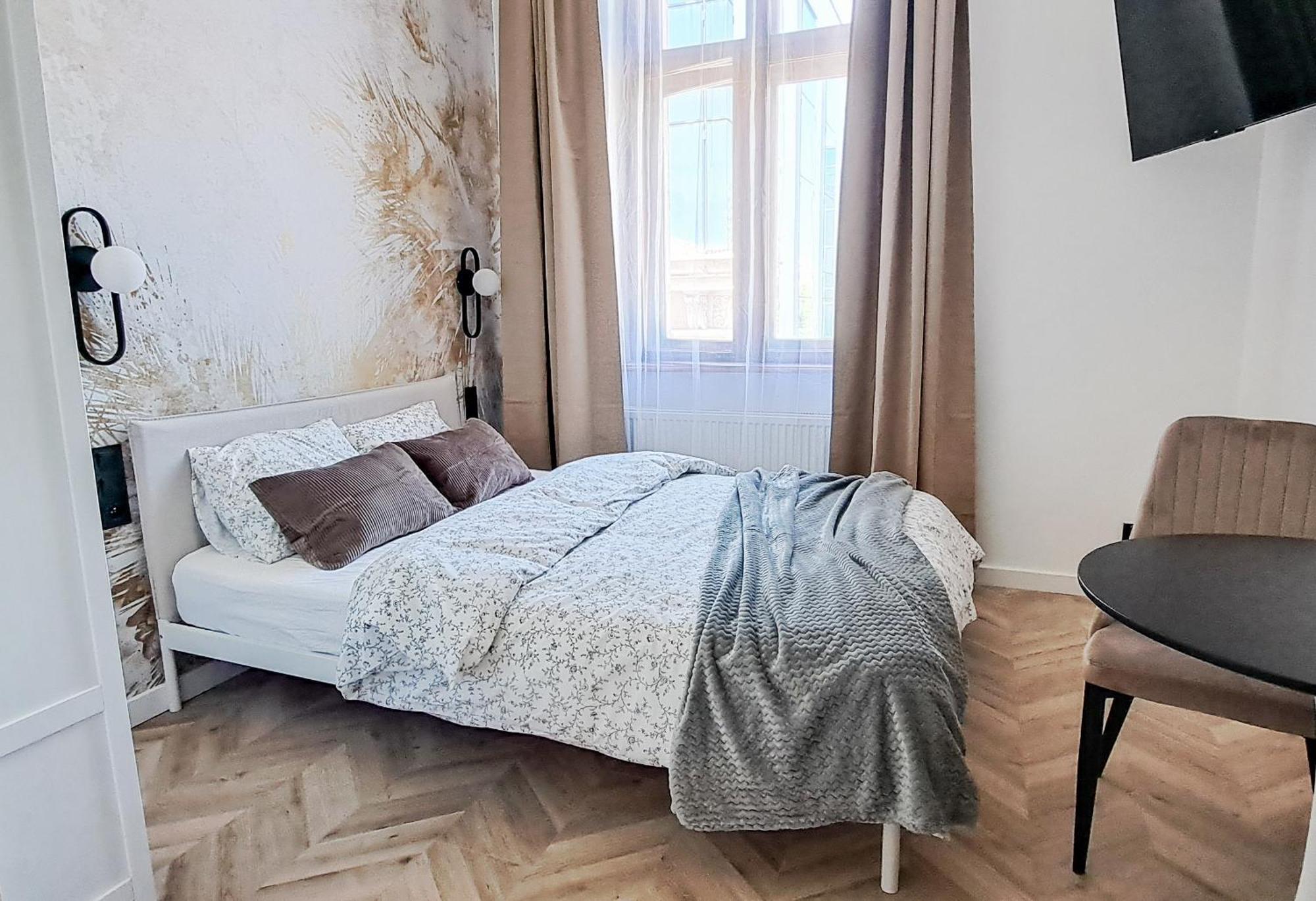 Lion Apartments - Premium Studio With Balcony คราคูฟ ภายนอก รูปภาพ