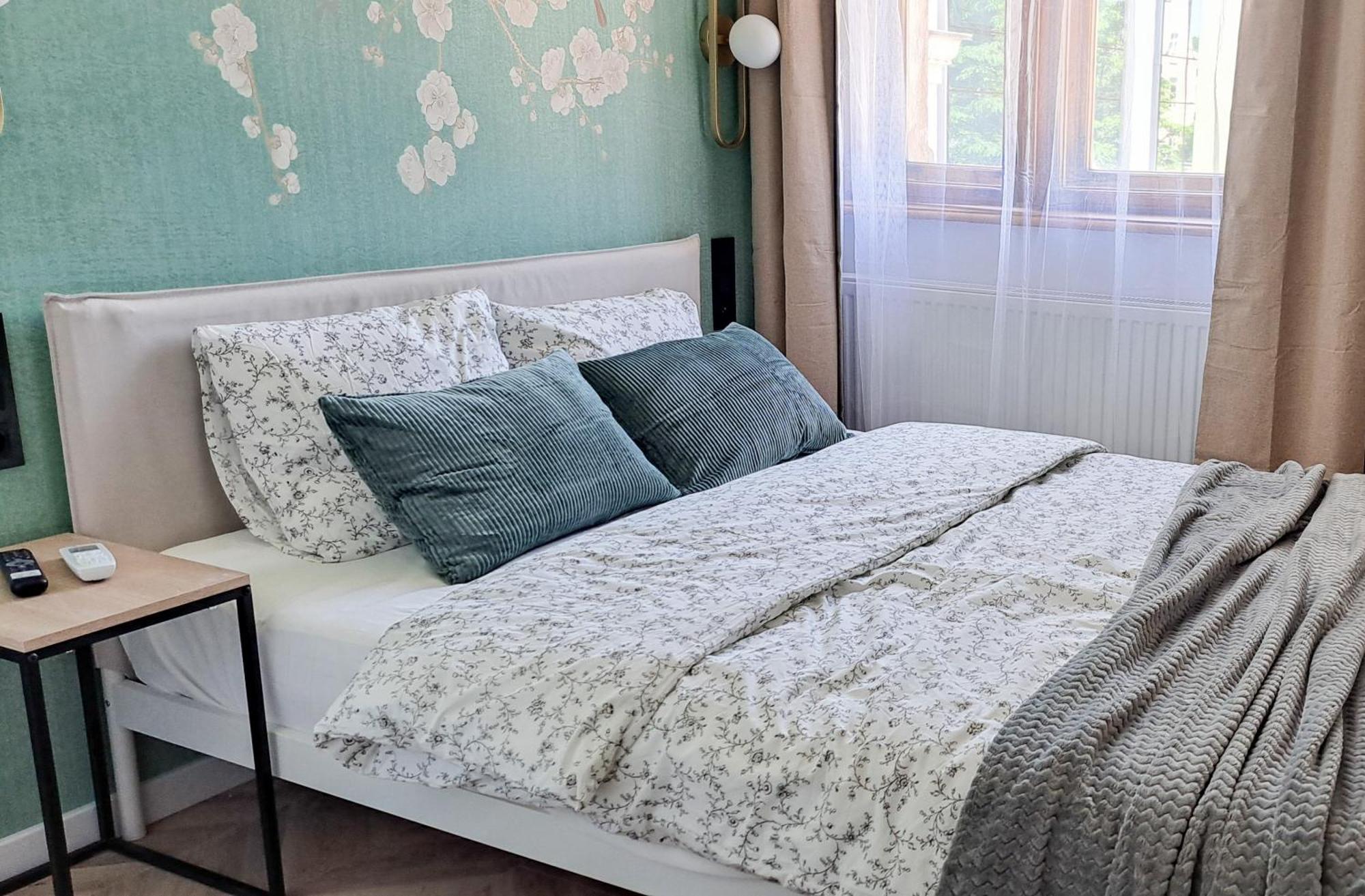 Lion Apartments - Premium Studio With Balcony คราคูฟ ภายนอก รูปภาพ